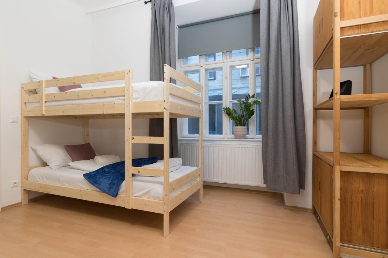Spacious 2 Bedrooms Apartment In 4Th District Near Karlskirche Вена Экстерьер фото