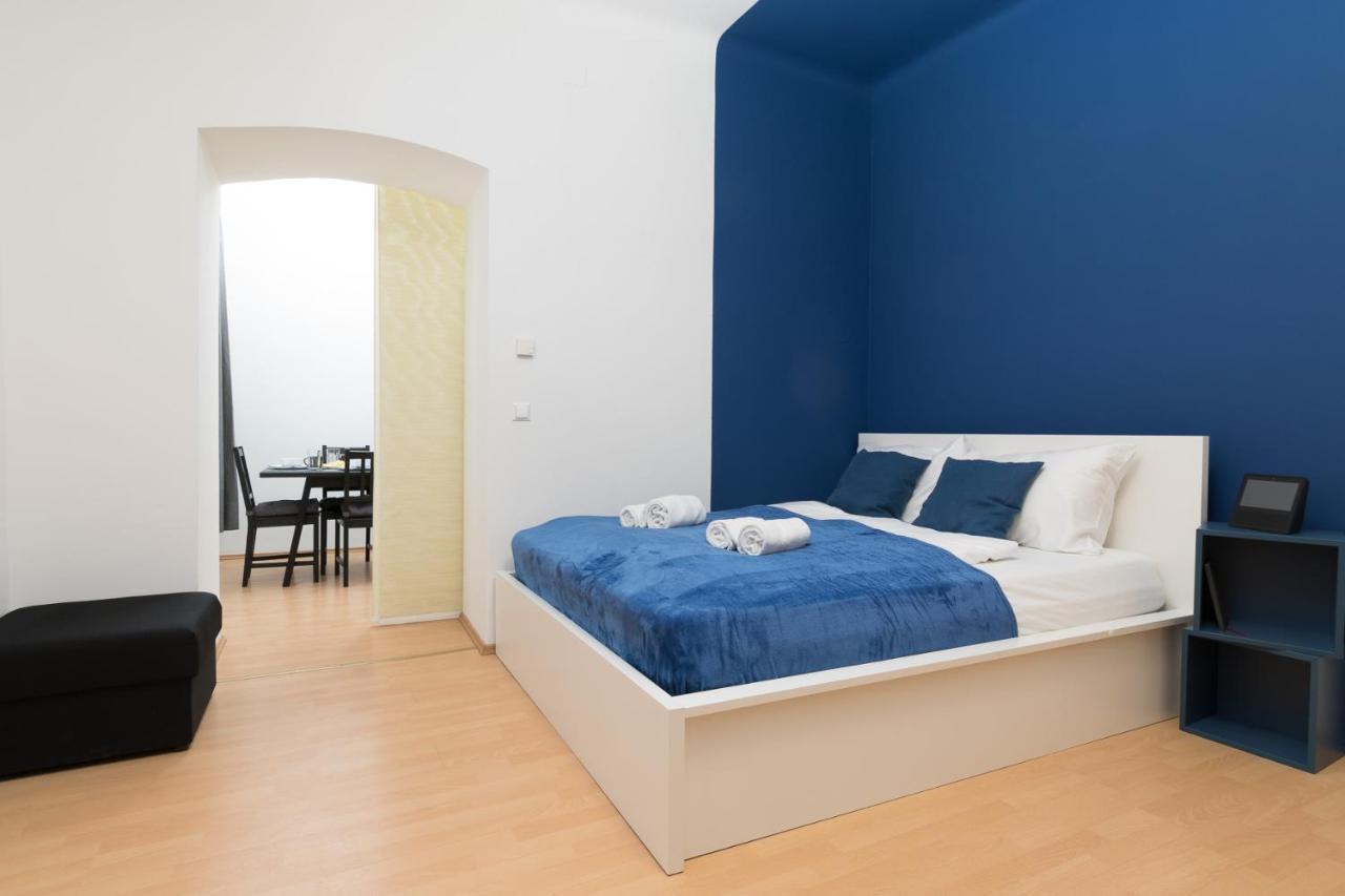 Spacious 2 Bedrooms Apartment In 4Th District Near Karlskirche Вена Экстерьер фото