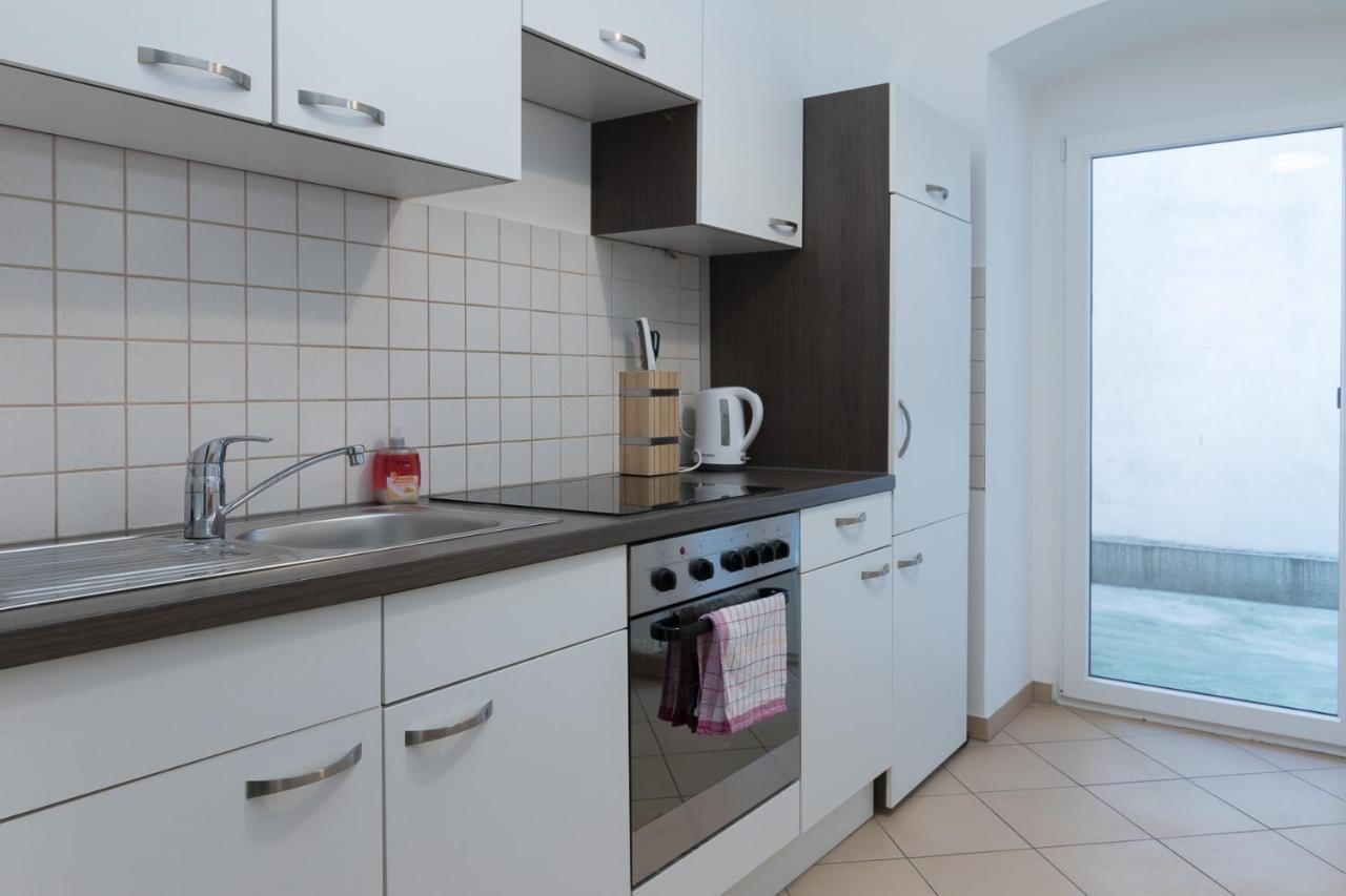 Spacious 2 Bedrooms Apartment In 4Th District Near Karlskirche Вена Экстерьер фото